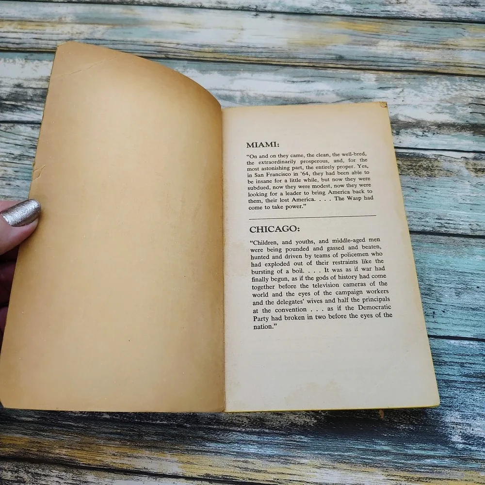 Vintage Book miami siege